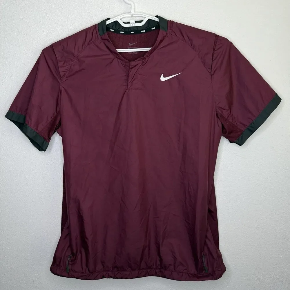 Nike Short Sleeve Windshirt Pullover Maroon Men’s Large BQ3237-669